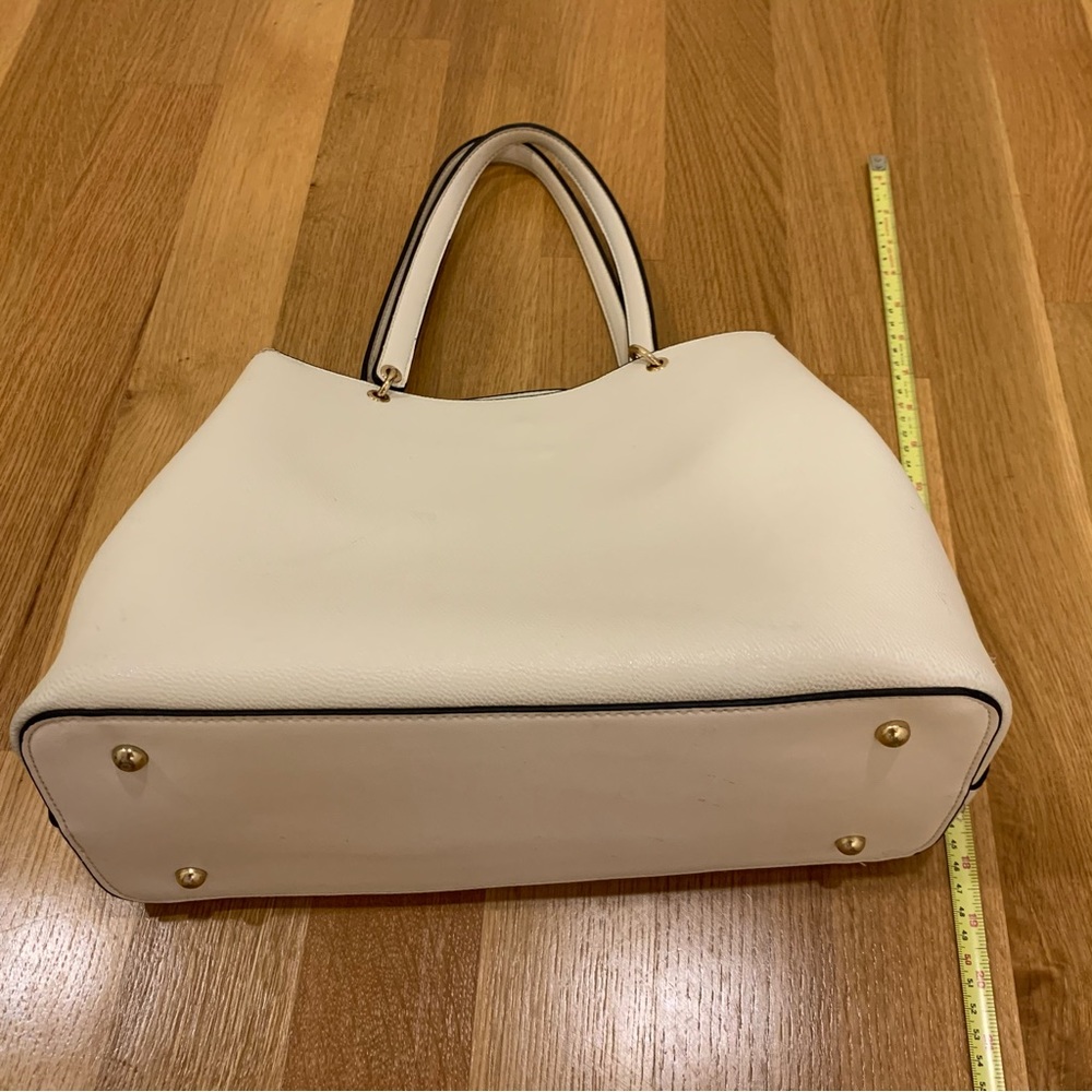 Off White purse - versatile - Picture 11 of 16